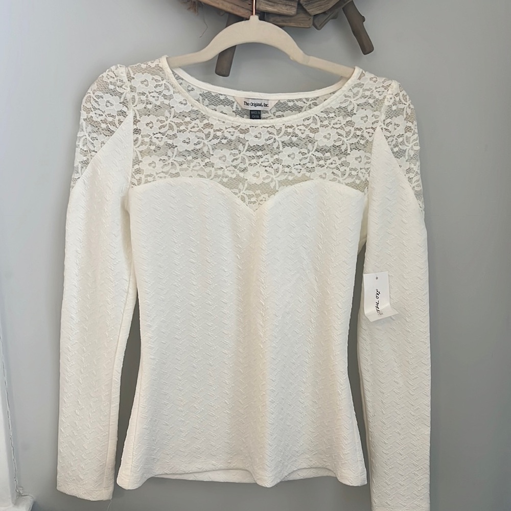 Leo Meets Virgo long sleeve shirt in white